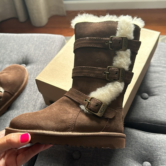 Ugg boots - Picture 4 of 9